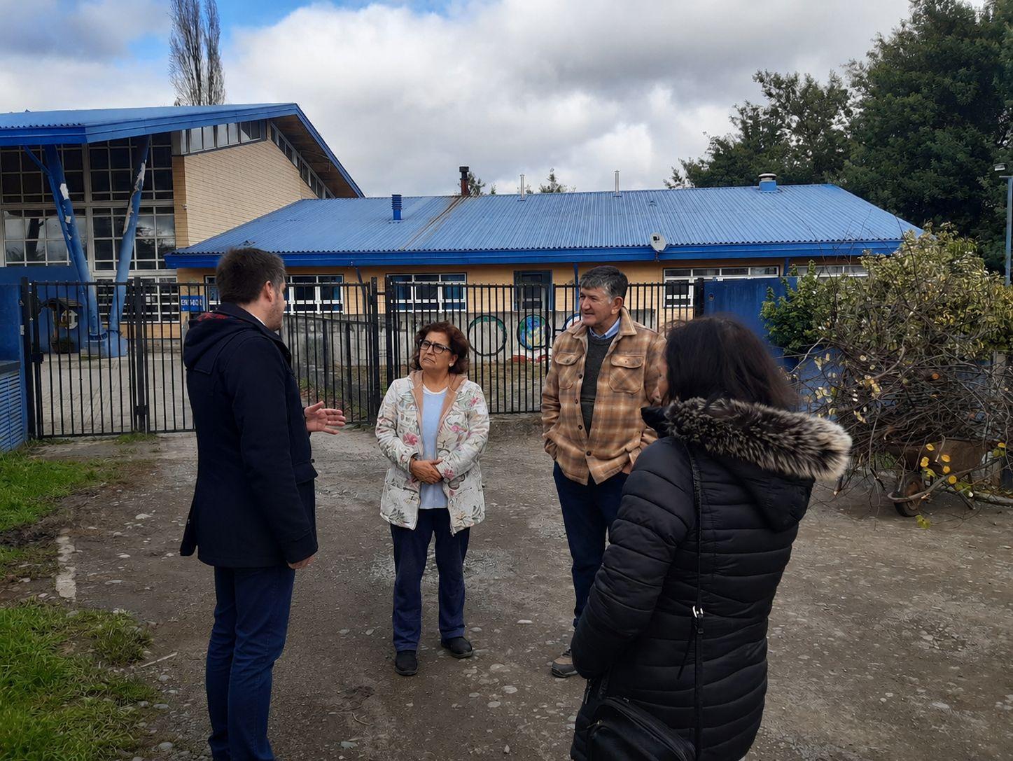 VECINOS DE PICHIL SE REUNIERON CON DELEGADO PROVINCIAL. 